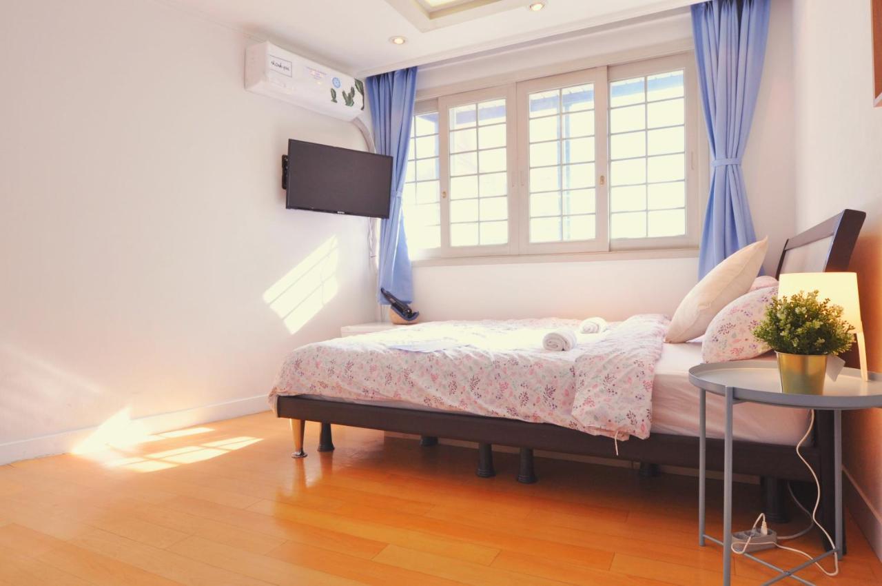 Myeongdong Rooftop Hostel Seul Dış mekan fotoğraf