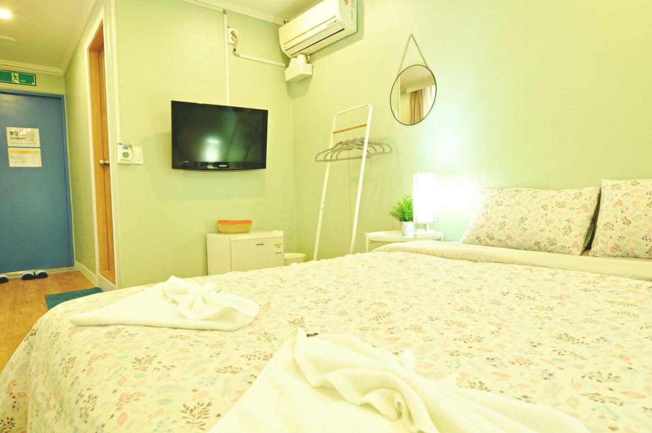 Myeongdong Rooftop Hostel Seul Dış mekan fotoğraf
